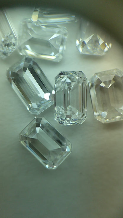 3.8MM X 2MM | 4.5MM X 2.5MM | 5.5MM X 3MM Emerald Cut | VVS/VS | D,E Color Lab Grown Diamond