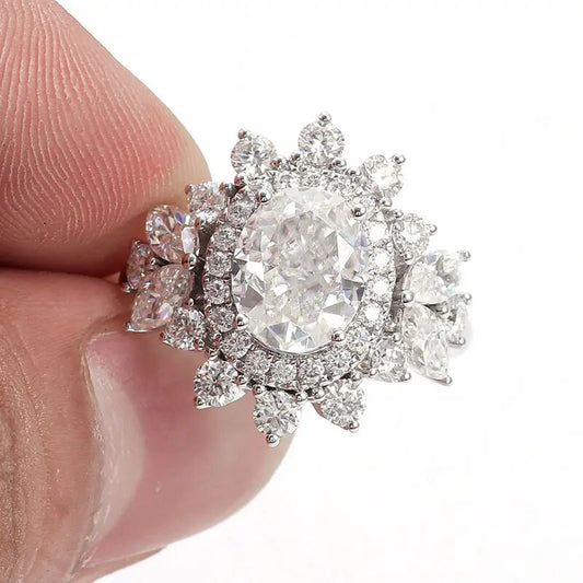 独特的椭圆形切割钻石双光环复古风格白金结婚戒指