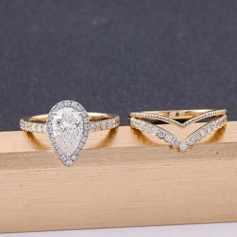 2.17 Cts Pear Cut Diamond 14K Solid Gold Ring Set for Her