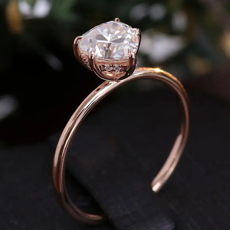 1.00 克拉心形切割实验室种植钻石 14K 玫瑰金单石戒指