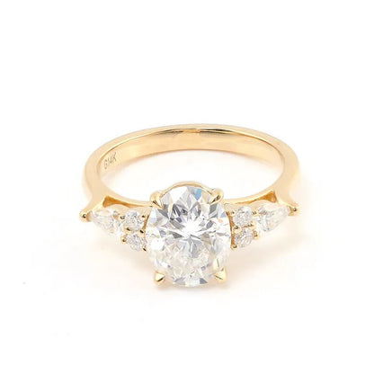 1.85 CT Oval Cut Lab-Grown Diamond Engagement Ring for Woman