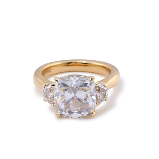 2.51 Carat E/VS2 IGI CERTIFIED Cushion Diamond Engagement Ring