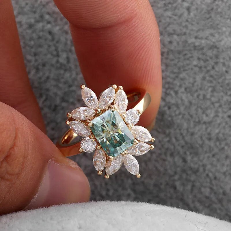 Vivid Green Lab-Grown Radiant Diamond Engagement Ring