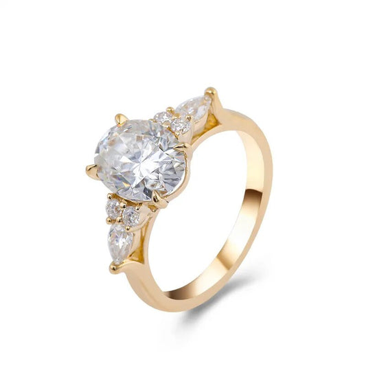 1.75 克拉椭圆形切割实验室制造钻石女士订婚戒指