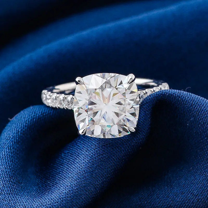 Classic Engagement Ring Cushion Cut Diamond Wedding Ring